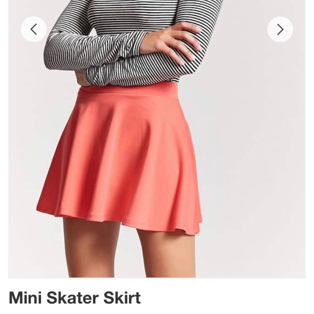 NWOT Mini Skater Skirt